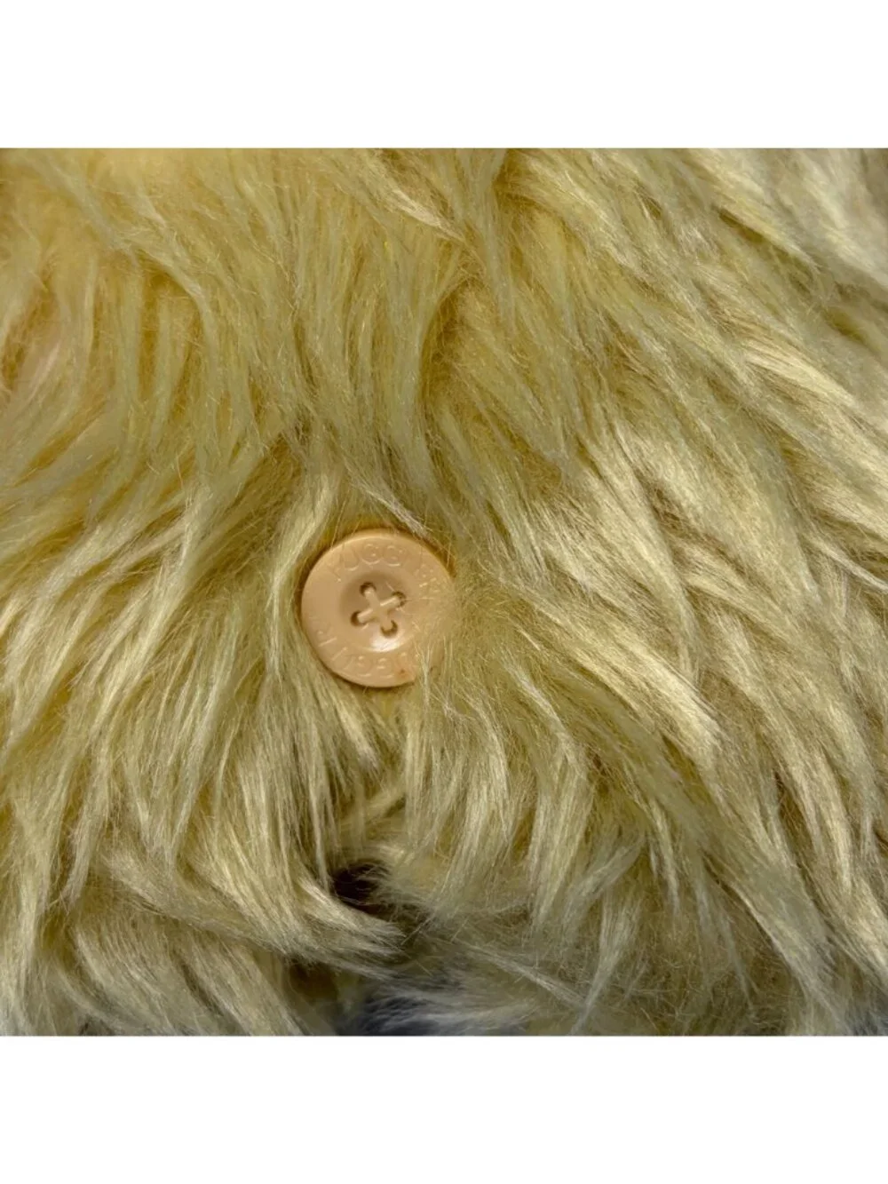 ZURU Fuggler Funny Ugly Mr Buttons Golden Retriever Butt Ugly Pets Yellow